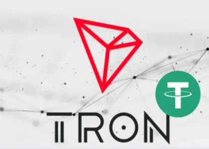 Logotipo Tron em destaque com símbolo do USDT, representando transações cripto rápidas e de baixo custo